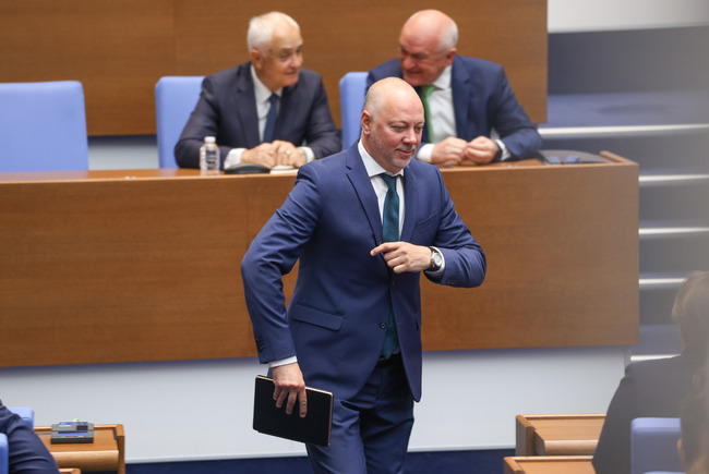 Желязков: Президентът е подписал указ за освобождаването на Пламен Тончев като председател на ДАНС